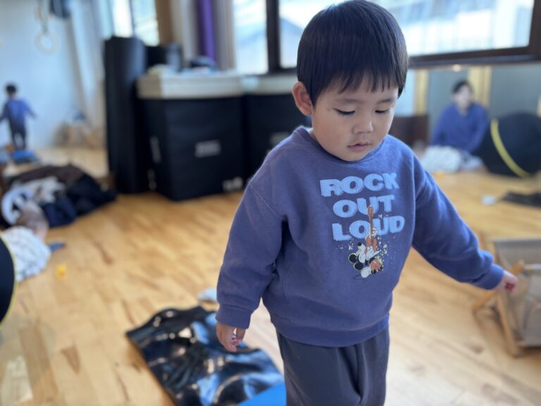 子どもの扁平足・足育——土踏まずはいつ育つのか、何ができるのか
